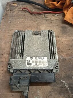 Řídící jednotka motoru Škoda Octavia 2 1.9TDI 77kw