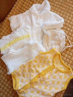 Retro oblečky na kojence