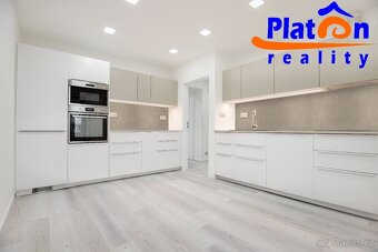 Pronájem bytu 3+1+L /69 m2/, UL - Klíše, ul. U Stadionu