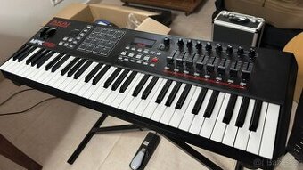 Akai MPK 261 MIDI controler