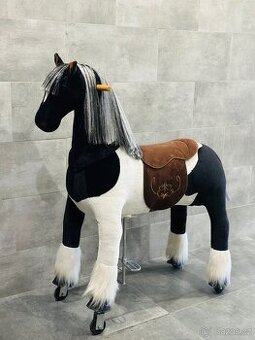 Mechanický jezdící kůň Ponnie