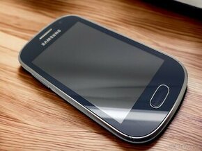 Samsung Galaxy Fame GT-S6810P - 1
