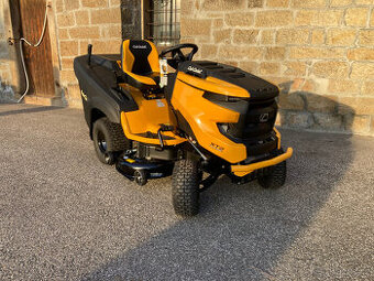 Zahradní traktor Cub Cadet XT 2 QR 106
