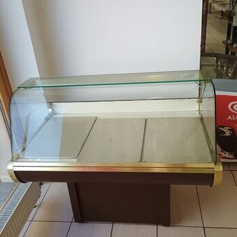 Chladicí vitrína