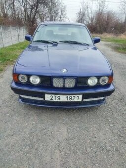 BMW 520 E34 - 1