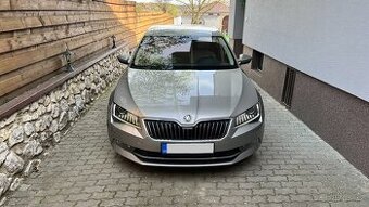 Superb 3,140 kw,Dsg,ACC,DCC,L&K,Kessy,servisní kniha,Carplay