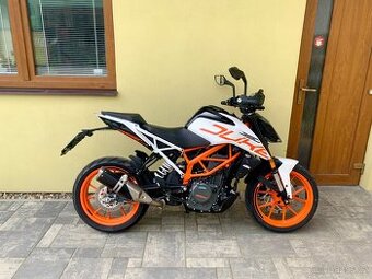 KTM 390 Duke