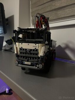 Lego TECHNIC 42043 Mercedes-Benz Arocs 3245