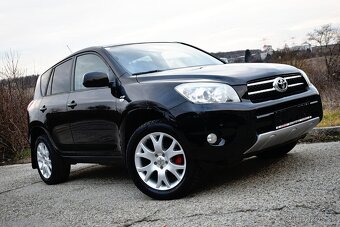 Toyota RAV4 2.2D 4x4 Top stav