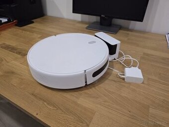 Roboticky vysavač Xiaomi Mi Essential - 1