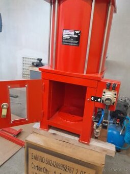 Prodám drtič olejových filtrů - 1