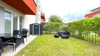 Prodeji bytu, 2+KK, OV, 90 m2, s vířivkou a zahradou 50 m2,