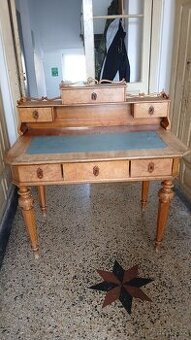 Stary psací stůl - 1