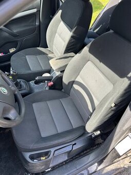 Škoda Octavia 2 sedačky
