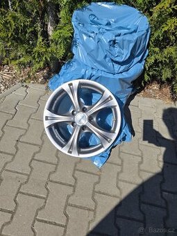 Alutec hlinikova kola 7x16h2 5x112 Audi VW