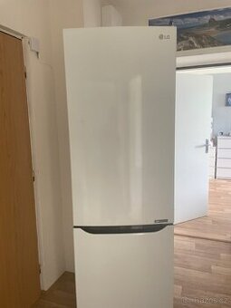 Lednice LG