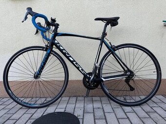 Silnicni kolo Cross Ventor