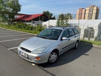 FORD FOCUS COMBI 1,8 TDDi 66kW - 2. majitel - Servis
