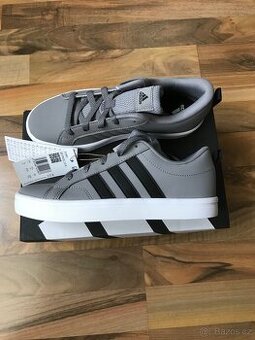 ADIDAS BOTY