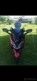Honda forza 125