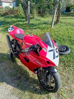 Suzuki GSX-R 1000 okruhovka