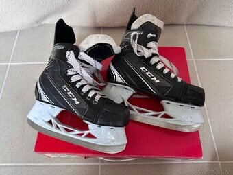 Dětské hokejové brusle CCM Tacks velikost 31