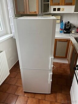 Lednice Liebherr, výška 137 cm