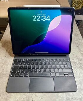 IPad Pro 12,9” (2020) + Magic Keyboard + Apple Pencil