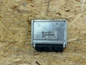 ŘÍDICÍ JEDNOTKA MOTORU 4D0907551F