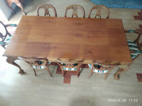 Starožitný nábytek