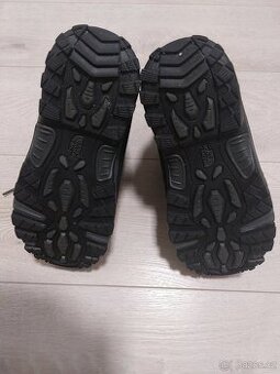 Zimní boty zn. The North Face vel. 42