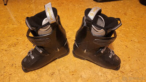 Lyžařské boty sjezdové, lyžáky velikost 43
