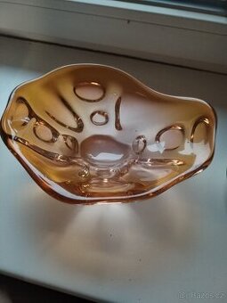 Stará mísa z tlustého skla