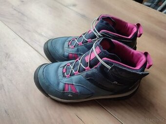 Nepromokavé trekové boty 33