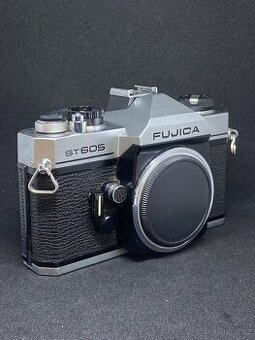 Fujica ST605 – perfektní stav, plně funkční