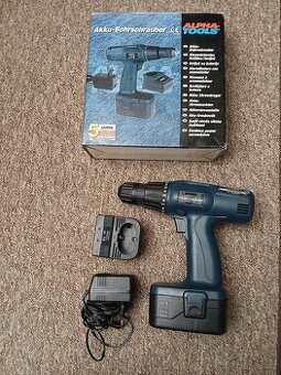 Aku-šroubovák
