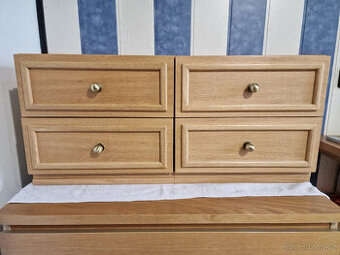 Stolky suplikove drevene