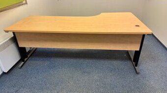 Kancelářský stůl světlé dřevo
