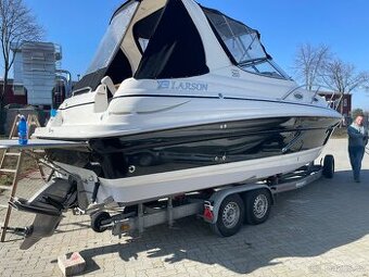 Larson 260 Cabrio Volvo Penta D4 zimní cena