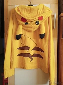 Pokémon mikina vel S