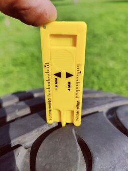 Sebring Ultra High Performance 205/55/R17/95W