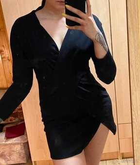 Společenské šaty vel M