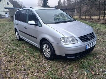 Vw touran 1.6mpi 75kw benzín