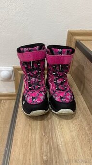 Dívčí sněhule 34