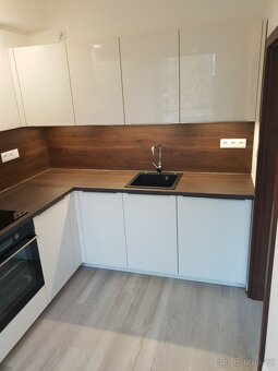 Byt 2+1, Ostrava Poruba, ul. Podroužková - 1