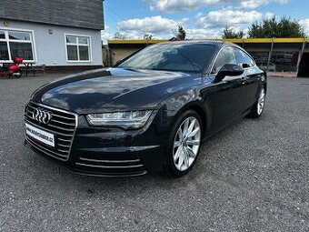 AUDI A7 3,0 TDI - QUATTRO - STRONIC - MÁLO KM - CEBIA