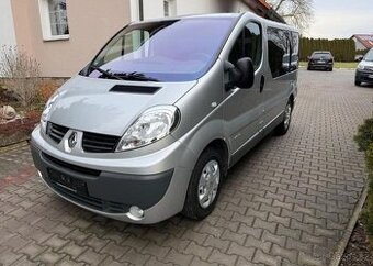 Renault Trafic 2,0DCi 9 Míst pravidel.servis nafta