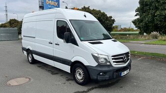 Mercedes Benz Sprinter L2H2