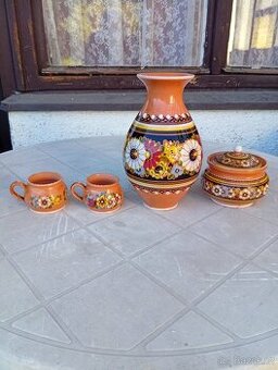 Prodám sadu keramiky.