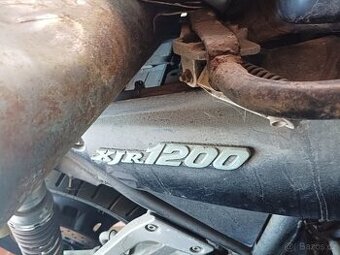 YAMAHA  XJR 1200